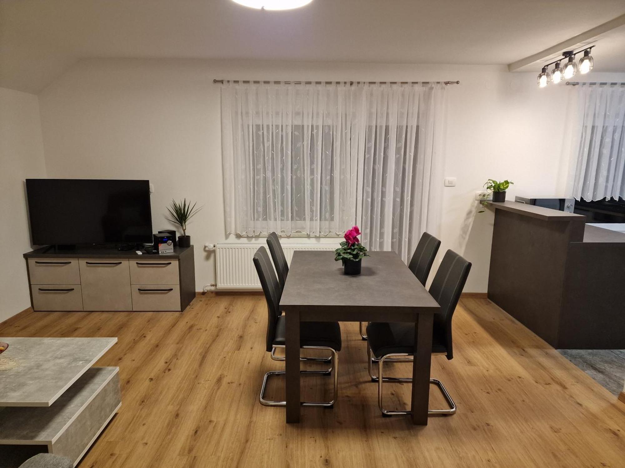 Vila Lastovka Ljubljana Exterior foto