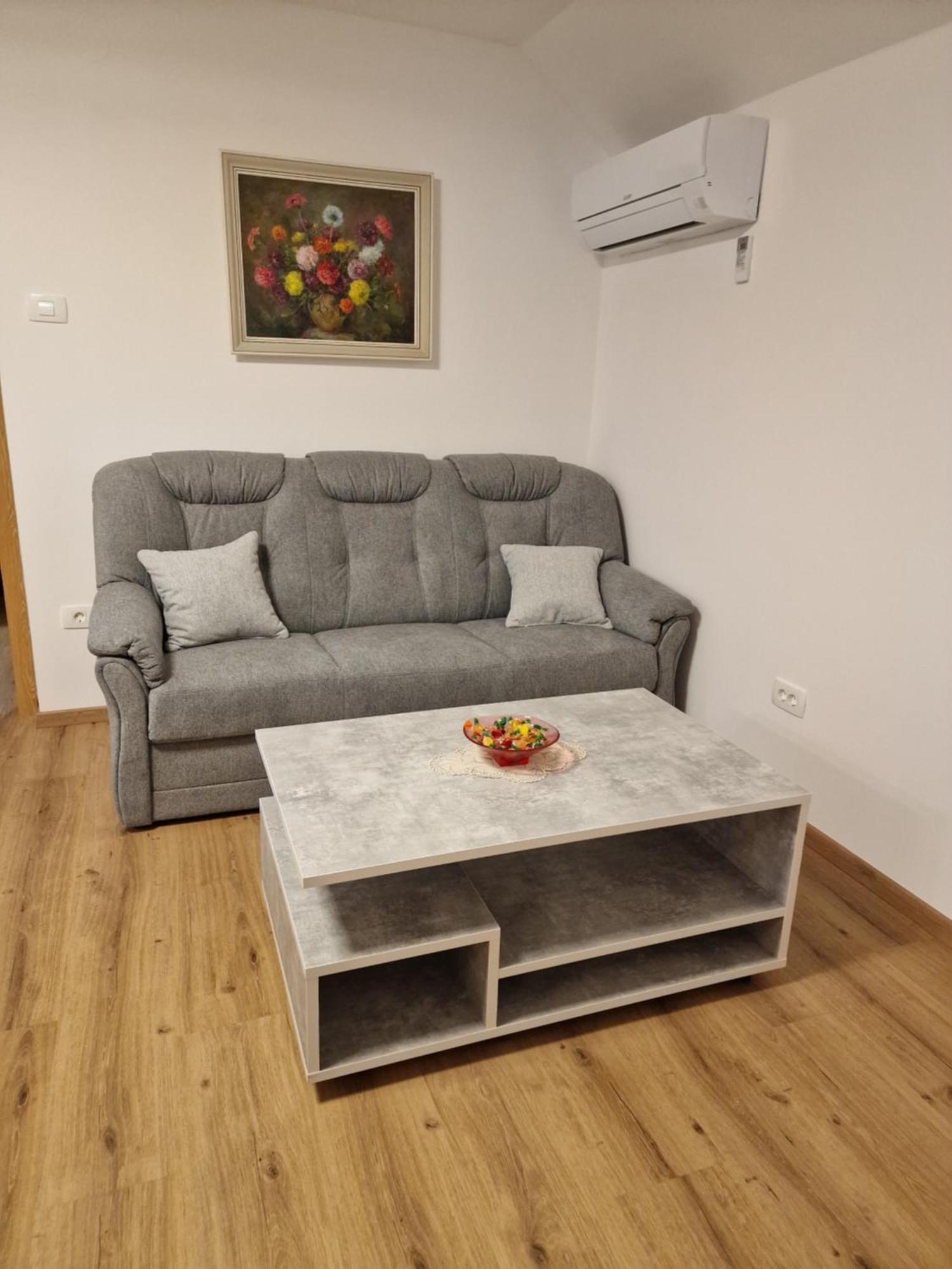 Vila Lastovka Ljubljana Exterior foto